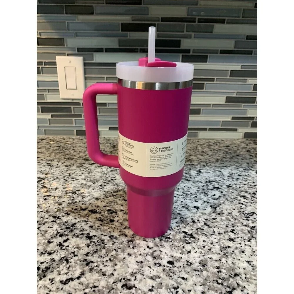 Stanley Fuchsia Pink 2.0 Quencher 40 Oz Tumbler NEW